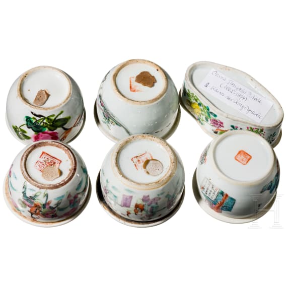 A set of six Chinese lidded bowls, 19th century