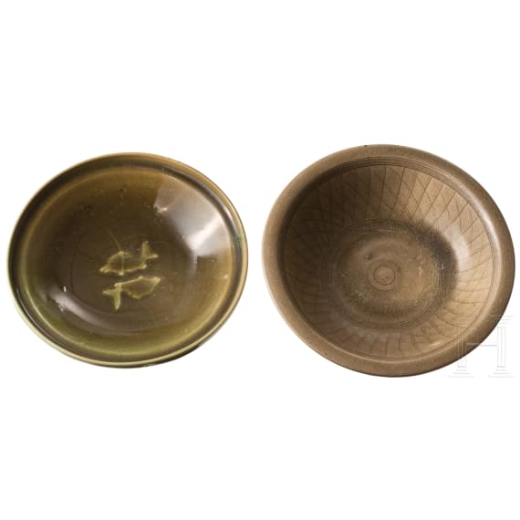 Two Chinese or Korean green glazed bowls, 19th/20th century
