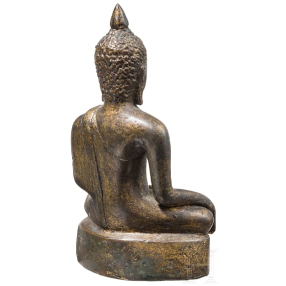 A small Thai sculpture of a sitting Buddha, probably 18th century