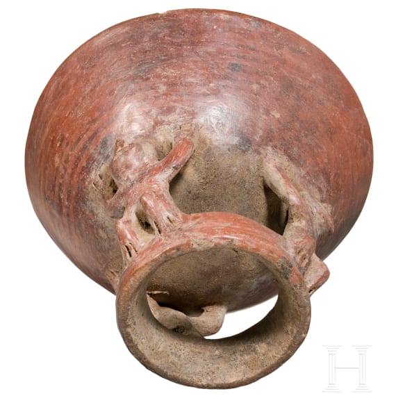 A Costa Rican ritual vessel, circa 10th &ndash; 15th century