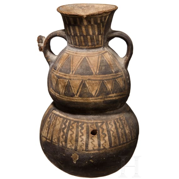 A Peruvian clay vessel, Peru, circa 1000