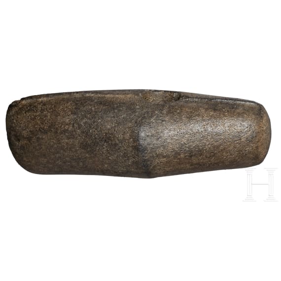 A late Neolithic Lithuanian hammer axe, 2800 &ndash; 2500 B.C.