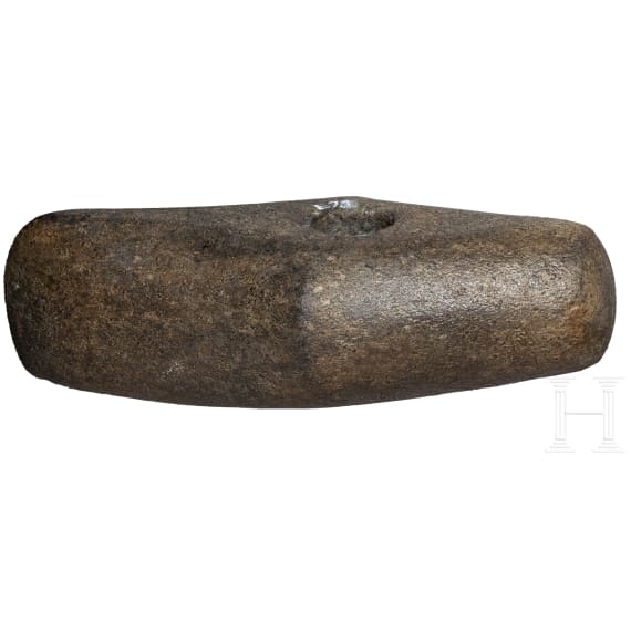 A late Neolithic Lithuanian hammer axe, 2800 &ndash; 2500 B.C.