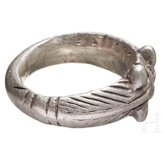 A southeast European silver ring, 2nd century B.C. &ndash; 1st century A.D.