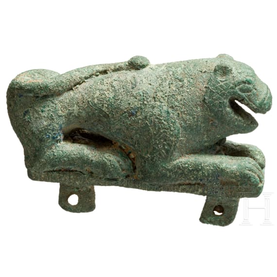 A Byzantine bronze panther figure