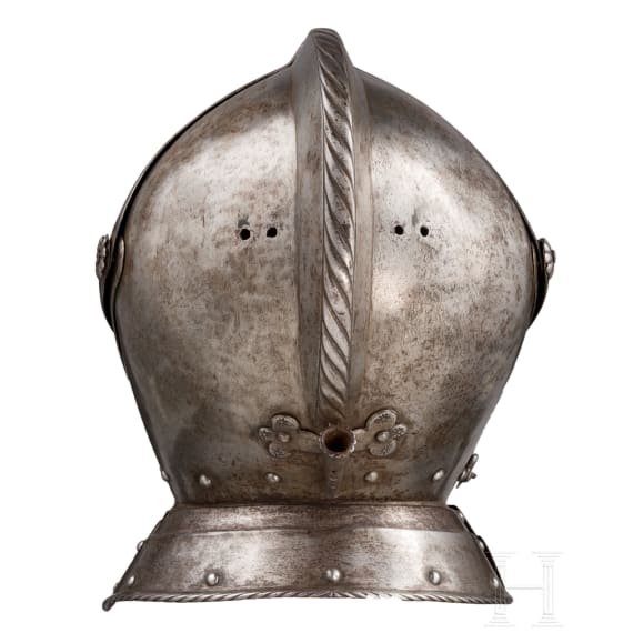 Geschlossener Mantelhelm, Historismus im Stil um 1560
