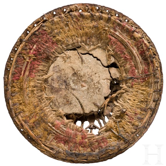 Silbermontierter Faustschild mit gro&szlig;em Spitzbuckel, Kaukausus, Ende 19. Jhdt.