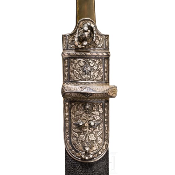Silbermontierter und diamantenverzierter Kinzal, Kaukasus, um 1900