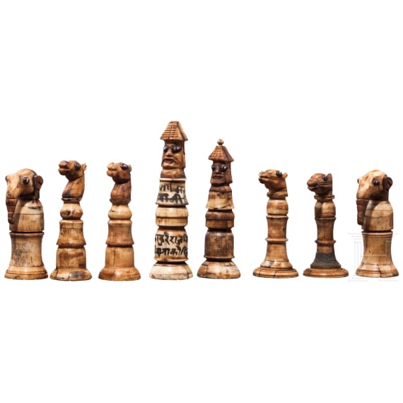 Schachspiel aus Bein mit Spieltuch, Salumbar, Mewar, datiert 1874