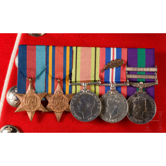 Uniformrock f&uuml;r einen Corporal der Grenadier Guards, 20. Jhdt.