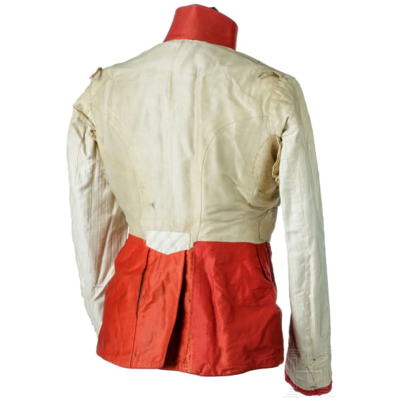 &Ouml;sterreich, zwei Uniformjacken f&uuml;r Offiziere (General und Hauptmann), 1. H&auml;lfte 20. Jahrhundert