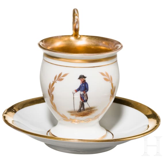 Andenkentasse mit Untertasse, Friedrich II., F&uuml;rstenberg, um 1900