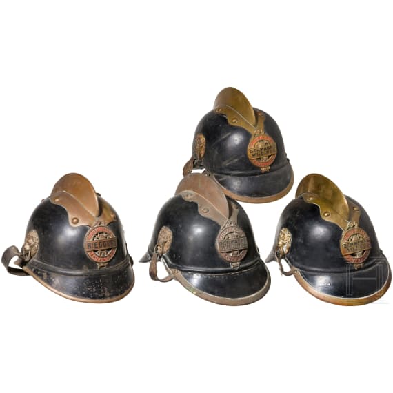 Vier Helme Feuerl&ouml;schwesen (Freiwillige Feuerwehr), Deutschland / USA, um 1900