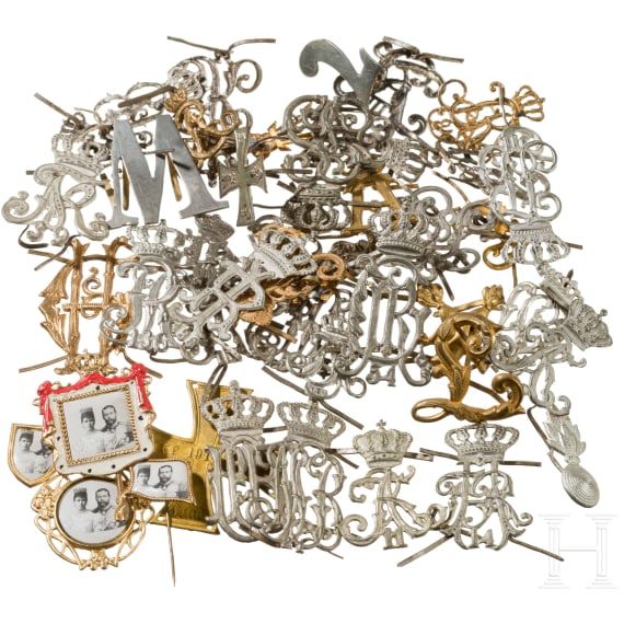 Sammlung von ca. 40 Schulterst&uuml;ck-/Epaulettenauflagen