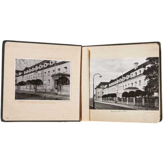Photo album "Hirnverletztenheim Kuranstalt" in Munich, around 1920