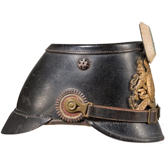 A Bavarian shako M 1895 for J&auml;ger, a dagger and three documents