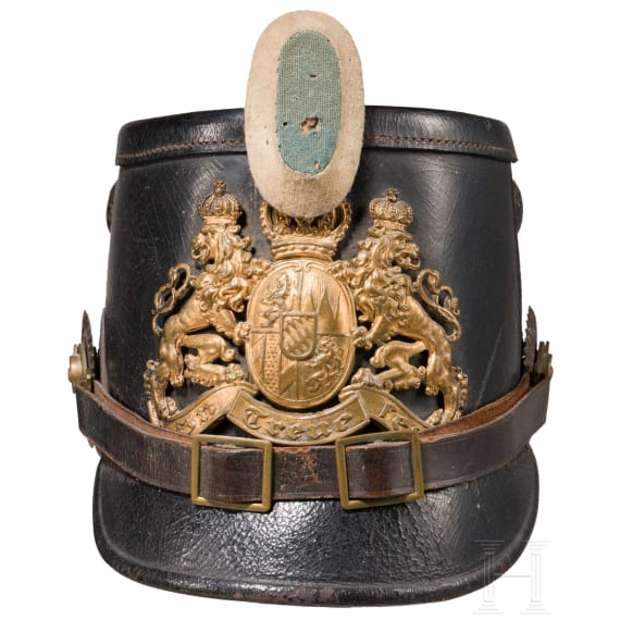A Bavarian shako M 1895 for J&auml;ger, a dagger and three documents