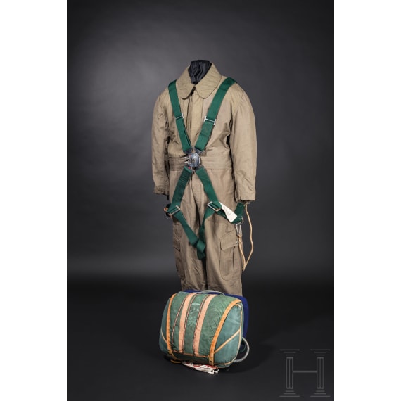 An uniform and equipment ensemble for a pilot in the Japanese Army in World War II
