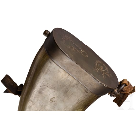 Pulverflasche mit erotischen Gravuren, deutsch, 19. Jhdt.