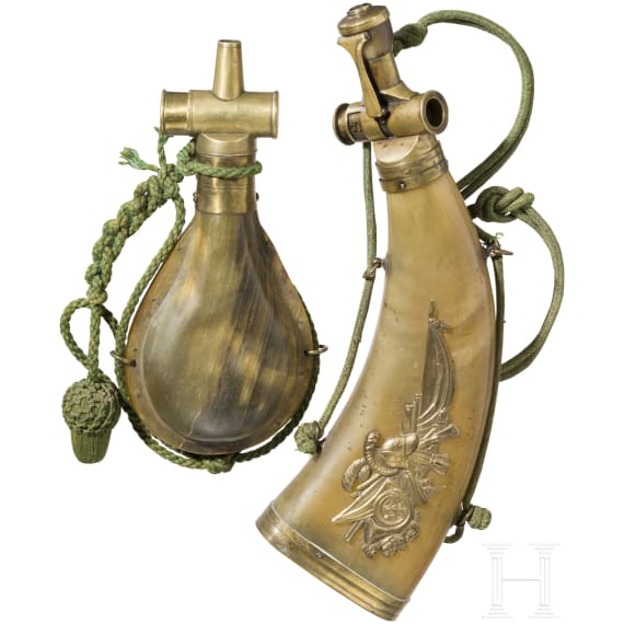 Pulverhorn und Pulverflasche, s&uuml;ddeutsch/&ouml;sterreichisch, 19. Jhdt.