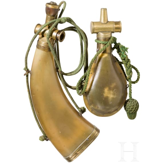 Pulverhorn und Pulverflasche, s&uuml;ddeutsch/&ouml;sterreichisch, 19. Jhdt.