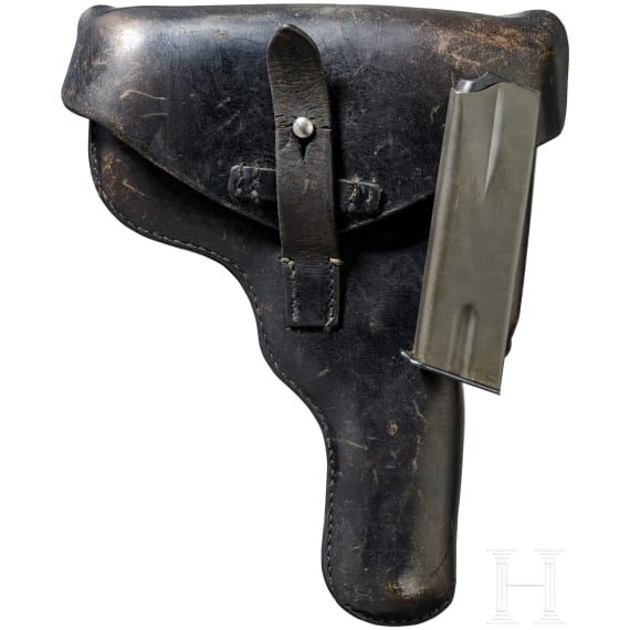 Luger M 80 mit Tasche