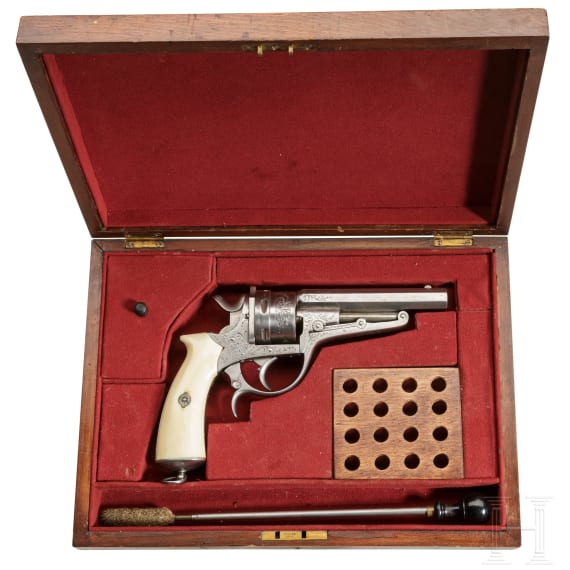 Revolver Galand Mod. 1870, gravierte Luxusausf&uuml;hrung, Elfenbeingriffschalen, um 1875