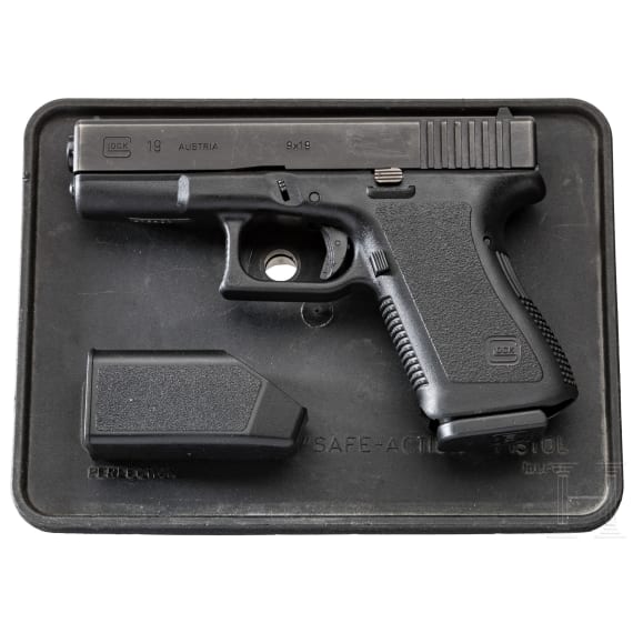 Glock Mod. 19, in Box