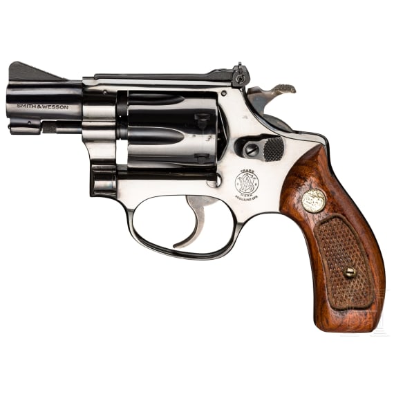 Smith & Wesson Mod. 34-1, "The Model of 1953 .22/32 Kit Gun"