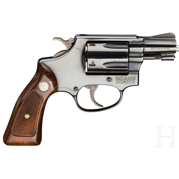 Smith & Wesson Mod. 36, "The .38 Chief's Special", im Karton