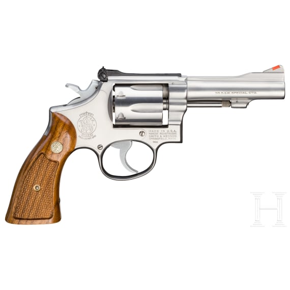 Smith & Wesson Mod. 67, "The .38 Combat Masterpiece Stainless", im Karton