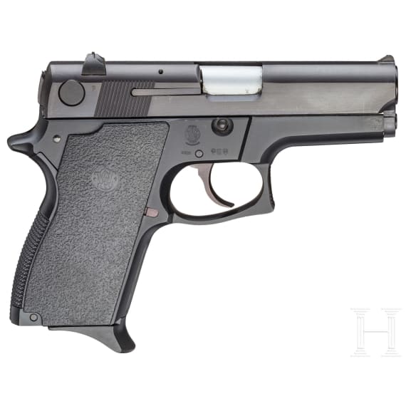 Smith & Wesson Mod. 469, "The Minigun", im Karton