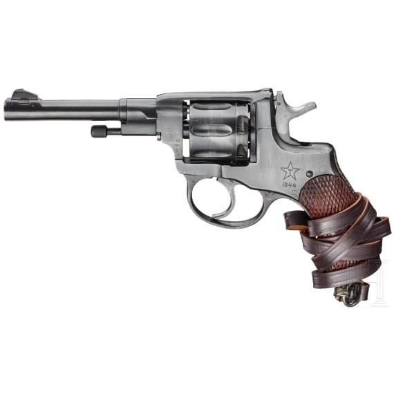 Nagant Mod. 1895/30, mit Tasche