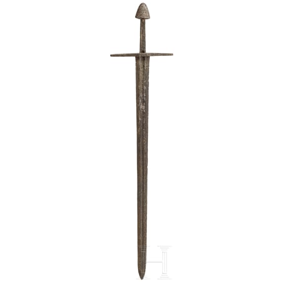 An English knightly sword with beehive pommel, circa 1150 – 1200