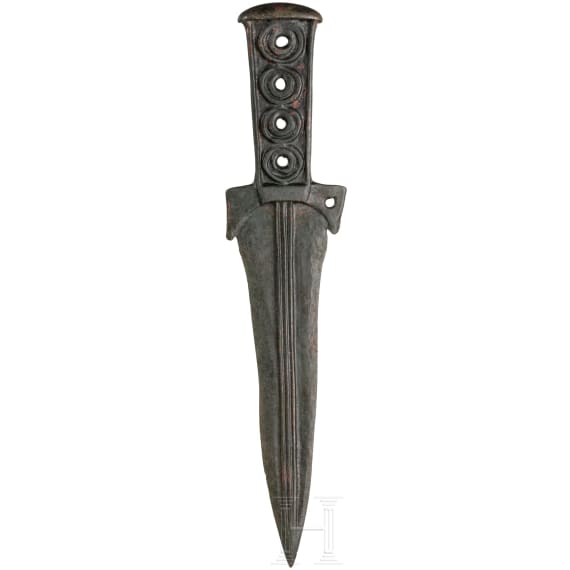 A Cimmerian bronze dagger, 7th century B.C.