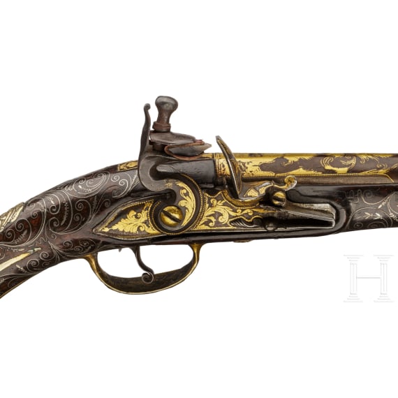 An Ottoman gold-damascened flintlock pistol (Kubur), circa 1800