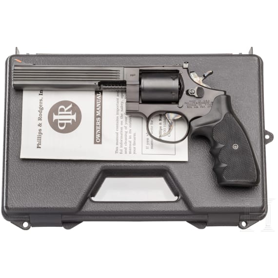 Medusa Mod. 47, Multi-caliber Revolver, new in case