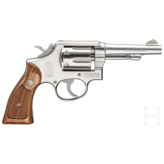 Smith & Wesson Mod. 64, "The .38 M & P Stainless", im Karton
