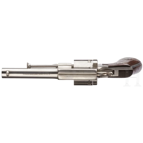 A cased French navy revolver M 1870
