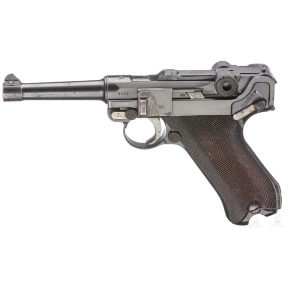 A DWM 1915 marked Luger 08 pistol