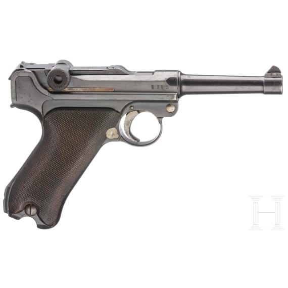 A DWM 1915 marked Luger 08 pistol