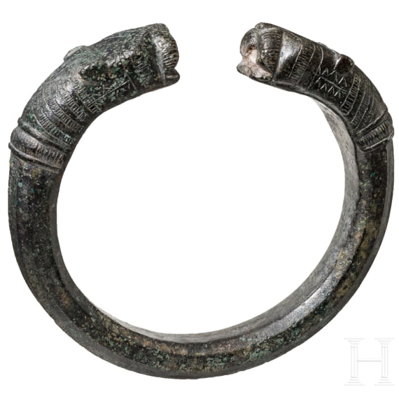 A Greek bronze bracelet with heads of panthers, 6th century B.C.