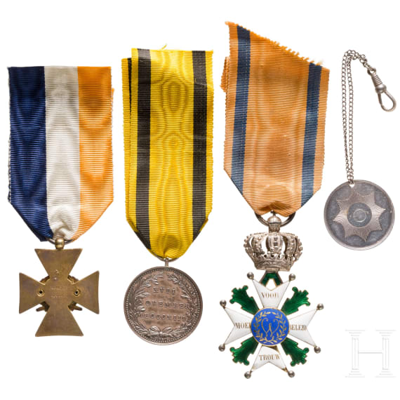 Niederländische Auszeichnungen des 19. Jhdts. für einen Militärangehörigen der Familie von Daehne