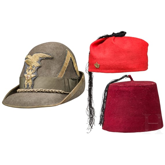 A hat and two fezes - Tarboosh, Berretto Alpino da Tenente e due Fez