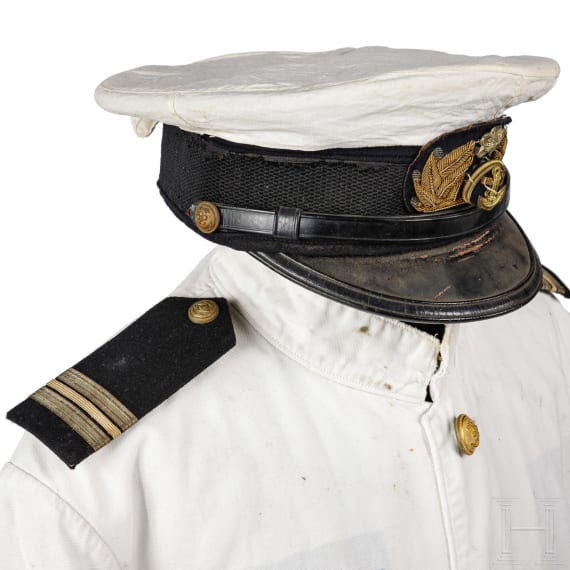 Uniformensemble eines Offiziers der japanischen Marine, Meiji-Showa-Periode