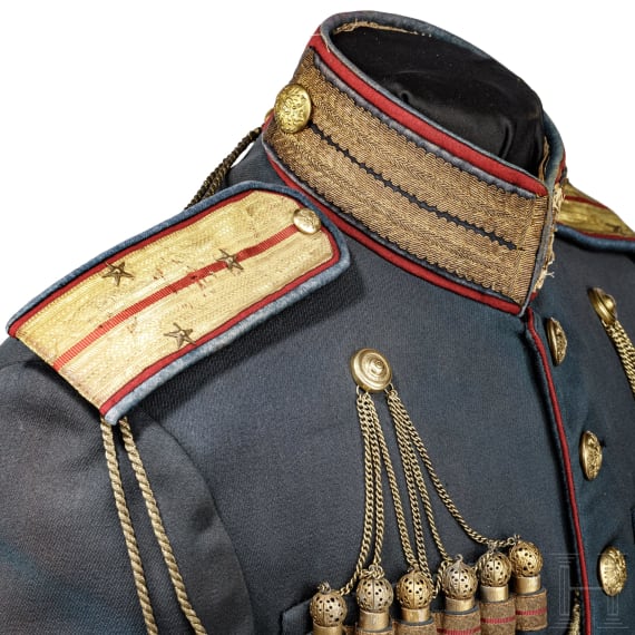 A "Boyar" fur hat and parade uniform jacket for a first lieutenant in the Russian 17th Dragoon Regiment from Nizhny Novgorod, circa 1910