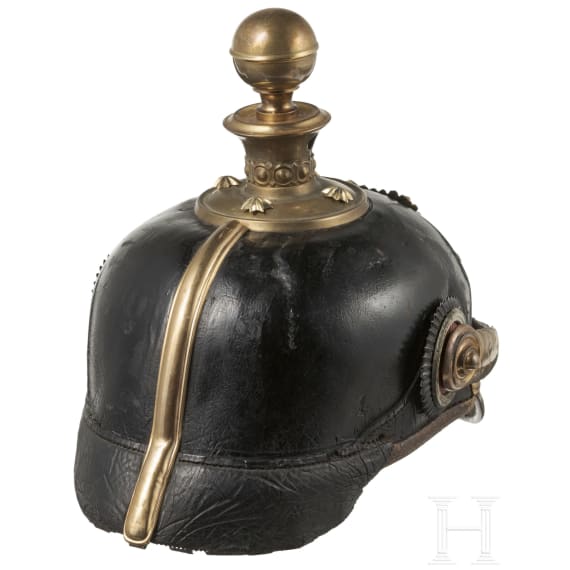 A helmet for officers of the Field Artillery Regiment 24, 3rd Battery, circa 1900
