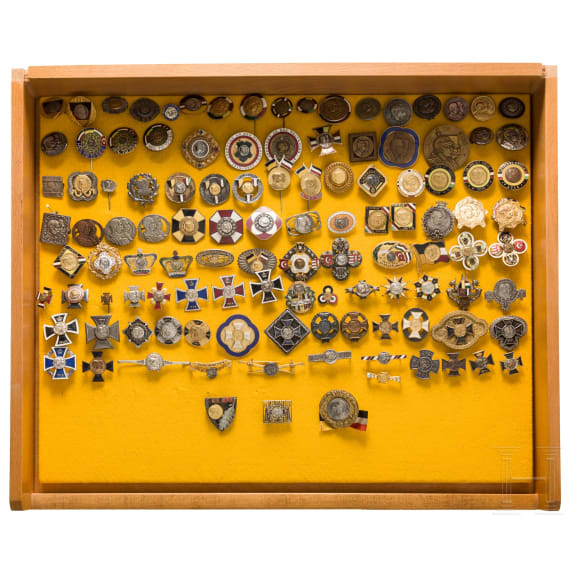 A significant collection of approx. 920 patriotic badges from Germany and Austria
