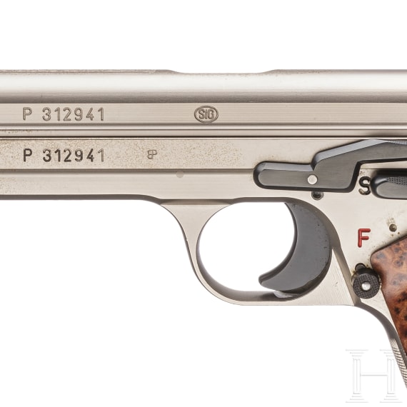 Lot 2564 | Modern pistols and revolvers | Online Catalogue | A89s 