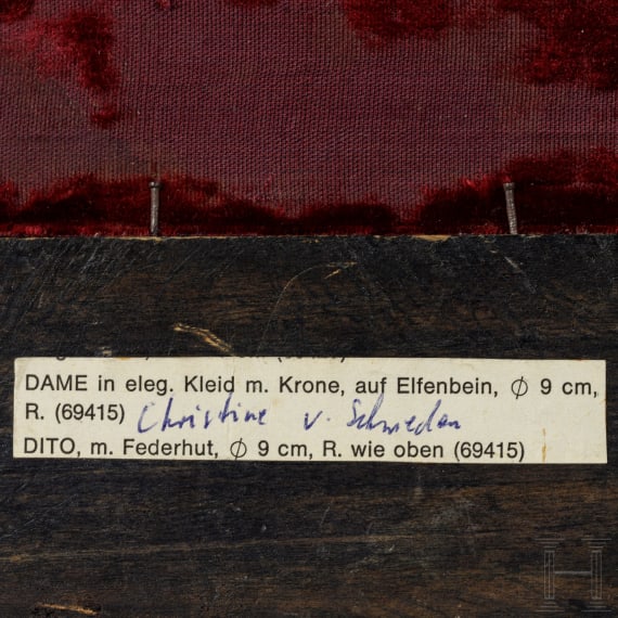 Miniaturmalerei auf Elfenbein, Dame mit Krone, England, 19. Jhdt.